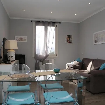Semesterbostad Casa Azzurra *